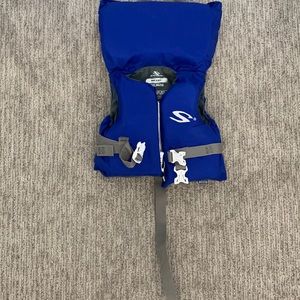Stearns infant life vest